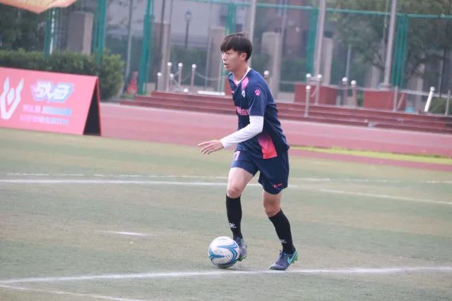 李弘权18+7上海6人上双力克浙江 总比分1-1